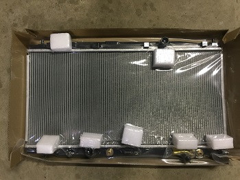 BRI0RADA - RADIATOR * AUTO