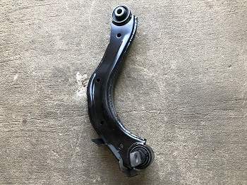 VX40UCARR - CONTROL ARM * UPPER * RR * 06-11