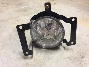 TUC10FOGR - FOG LIGHT * R * 05-10