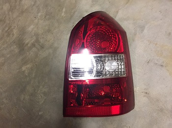 TUC10TLR - TAIL LIGHT * R