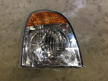 H100HLRFL - HEADLIGHT R (FL)