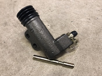AC40CSC - CLUTCH SLAVE CYLINDER