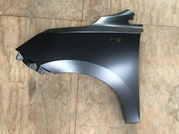 IX350FENLWH - FENDER LF (WITH HOLE)