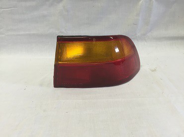 SR40TLOR - TAIL LIGHT * OUTER * R * 92-95