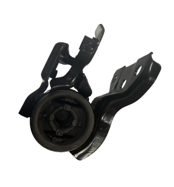 CRV30LCABR - LOWER CONTROL ARM BUSH A * R