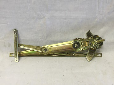 S030WWMRM - WINDOW WINDER MECH R (MANUAL)