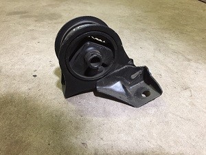 SH40MOUCMM - MOUNTING CROSS MEMBER (MANUAL)