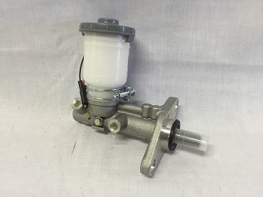 SR40BMC15 - BRAKE MASTER CYLINDER * 1.5/1.6i * 92-95