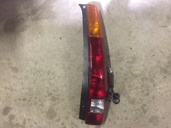 CRV20TLR - TAIL LIGHT R (PFL)