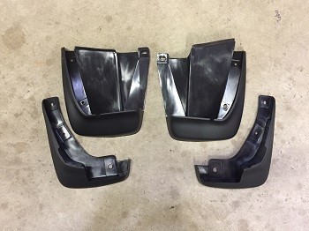 S5A0MUD4 - MUD FLAP * SET * 01-05