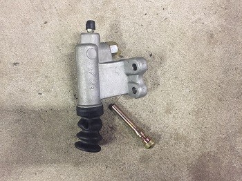S5A0CSC - CLUTCH SLAVE CYLINDER